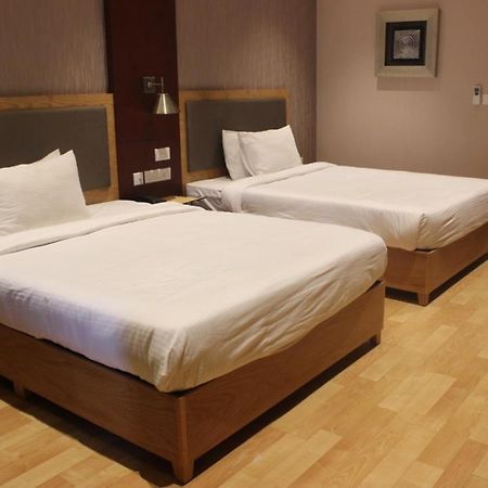 Hotel Utsav Grand Banquets & Resort Sonipat Exterior photo